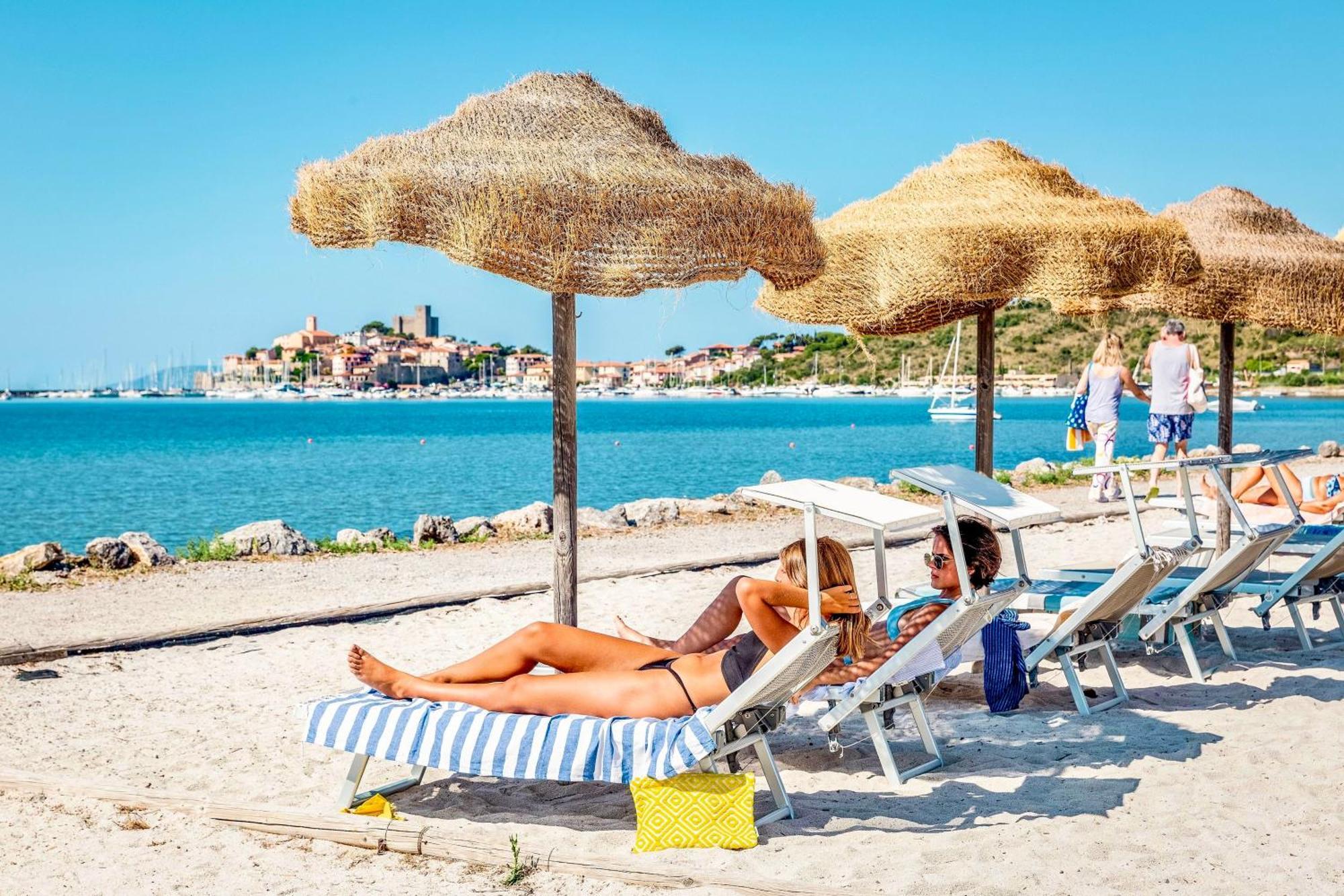 Isa - Residence With Pool And Private Beach In Talamone Just 500 Mt From The Beach Dış mekan fotoğraf