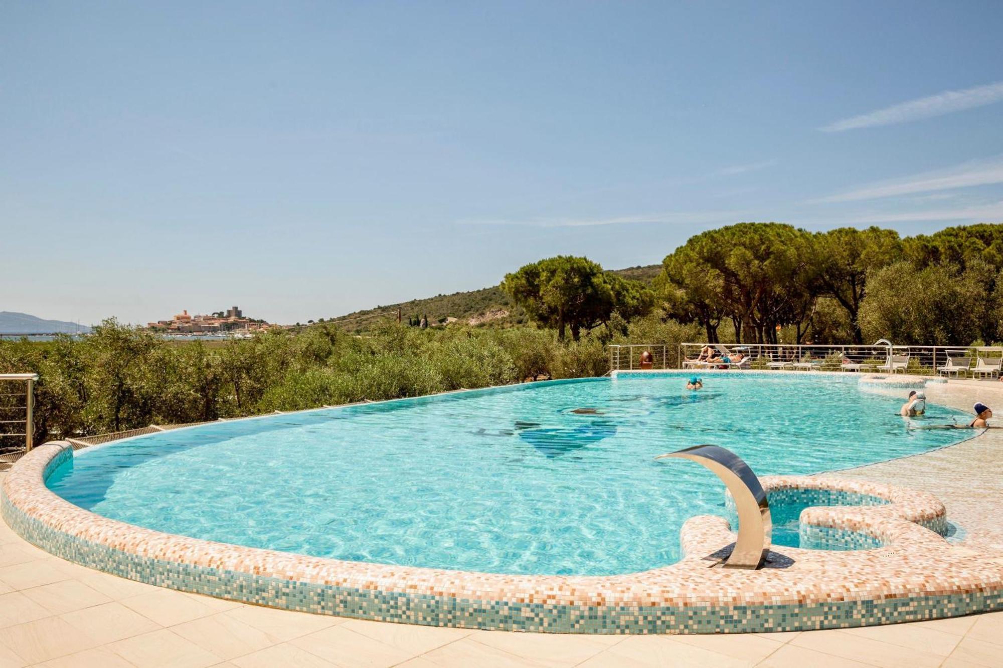 Isa - Residence With Pool And Private Beach In Talamone Just 500 Mt From The Beach Dış mekan fotoğraf