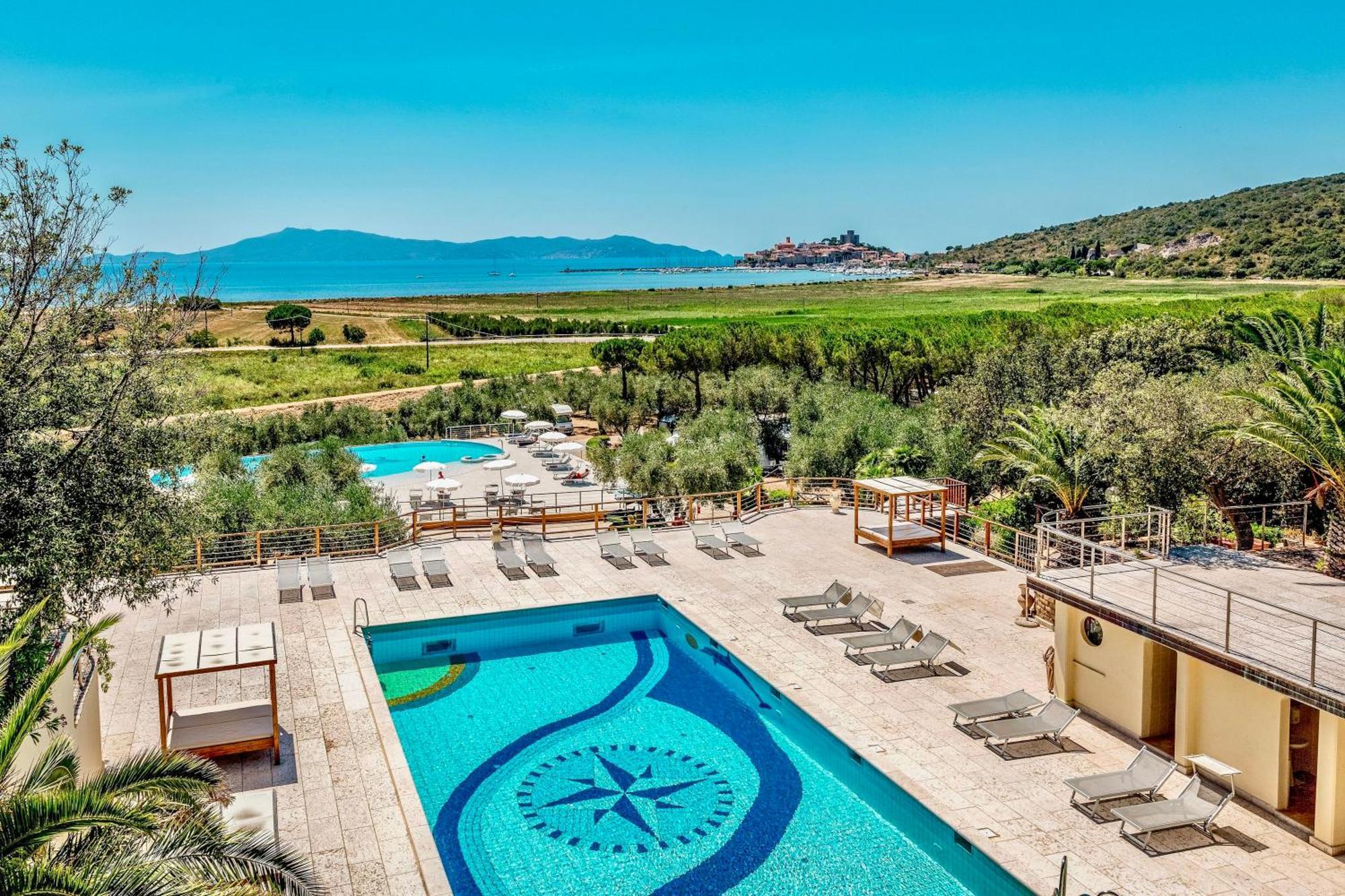 Isa - Residence With Pool And Private Beach In Talamone Just 500 Mt From The Beach Dış mekan fotoğraf